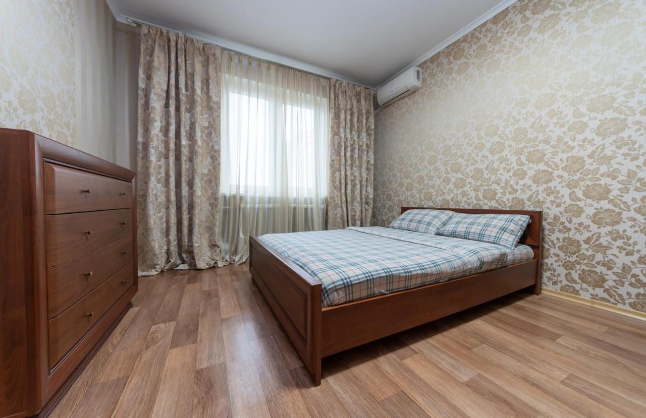 урловская 30,урловская 38 Apartment *